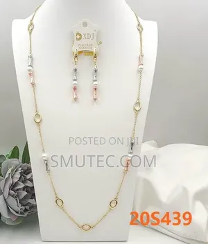 Fashion Jewelries