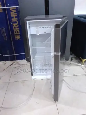 Energy Saving Hisense REF093DR Refrigerator