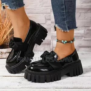 Ladies' Platform Loafers With Bow – Black