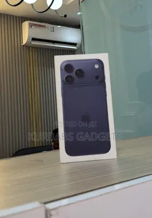 New Apple iPhone 17 Pro Max 256 GB Blue