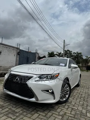Lexus ES 2013 White
