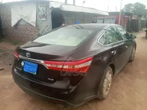 Toyota Avalon Hybrid Limited 2013 Gray