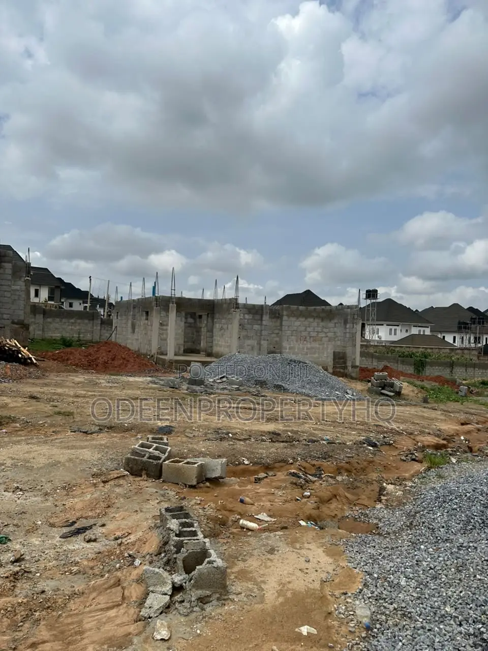 4 Bedroom Fully Detached Duplex