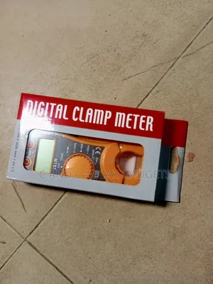 Digital Clamp Meter