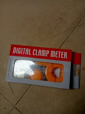Digital Clamp Meter