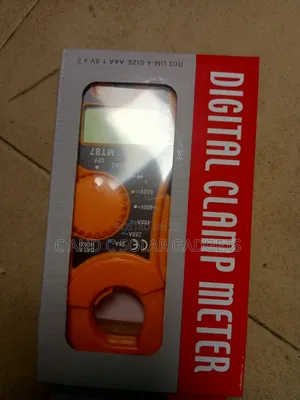 Digital Clamp Meter