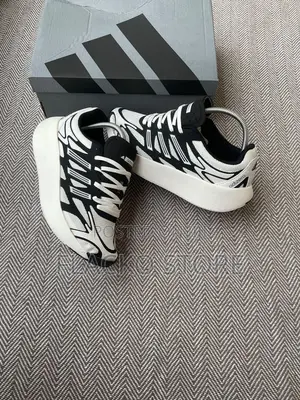 Original Adidas Adizero Aruku Running Sneakers