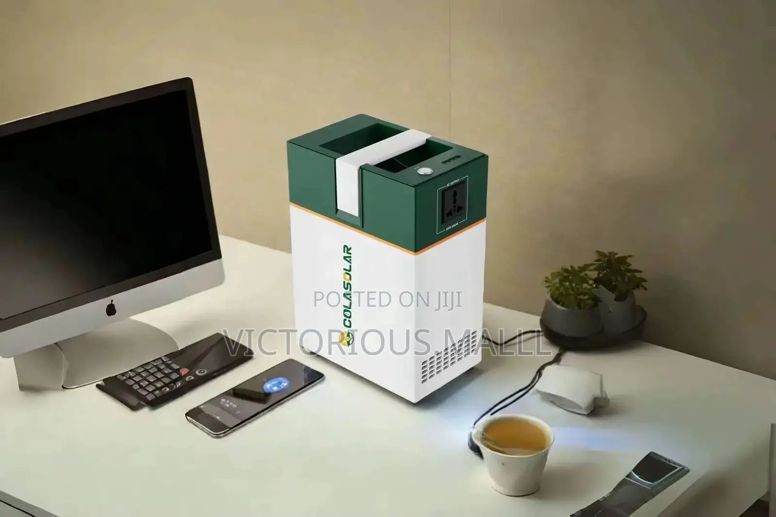 COLA 1000 Solar Generator