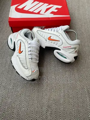 Original Supreme X Nike Air Max Tailwind IV Sneakers