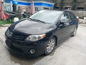 Toyota Corolla 2010 Black