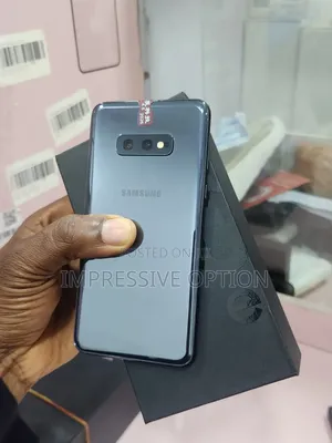 Samsung Galaxy S10e 128 GB Black