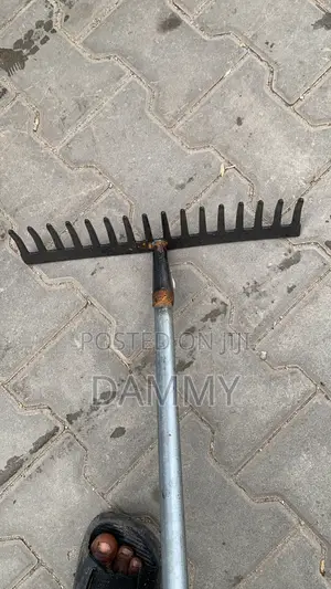 Heavy Duty Soil Rake