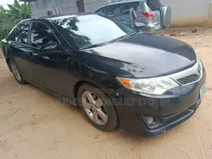 Toyota Camry 2014 Blue