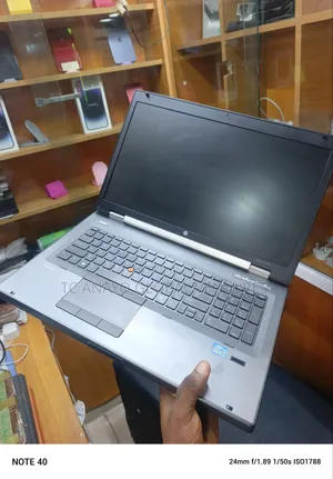 Laptop HP EliteBook 8760W 8GB Intel Core i5 HDD 500GB