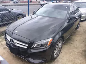 Mercedes-Benz C300 Base 4dr RWD Sedan (2.0L 4cyl 7A) 2015 Black