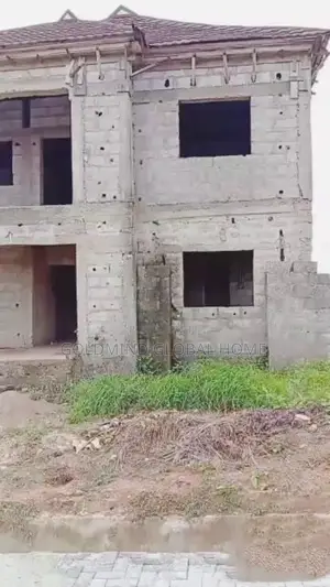 5bdrm Duplex in Lugbe District., FHA for sale
