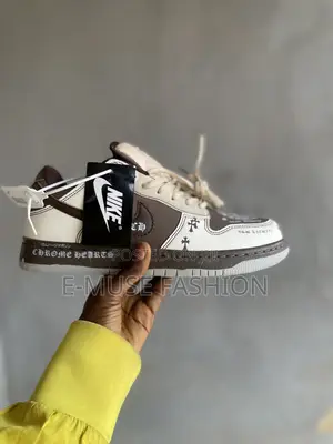 Unisex Sneakers