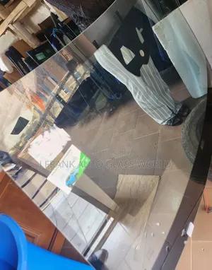 Mecedex S-Kless S-550 W223 Windscreen Glass
