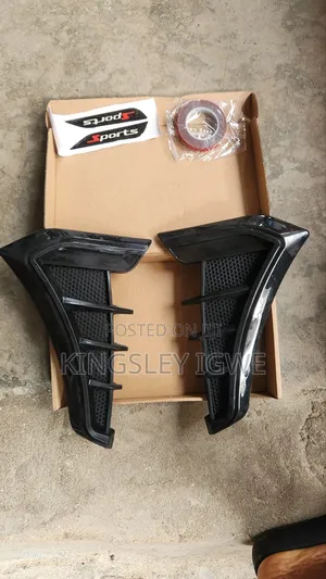 Universal Carbon Black Fender Side Vents Air Flow Intakes