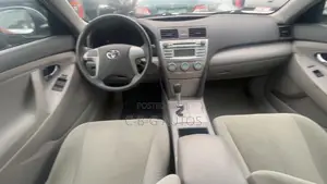 Toyota Camry LE 4dr Sedan (2.4L 4cyl 5A) 2009 Silver