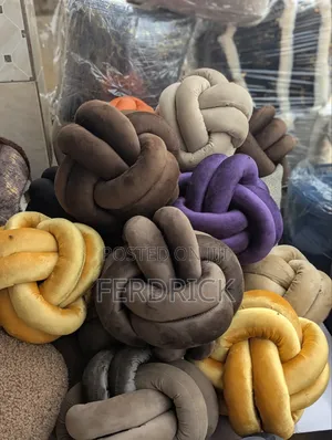 Fiber Throw Pillows for Living Room Sofas
