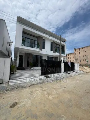 4bdrm Duplex in Ikota for sale