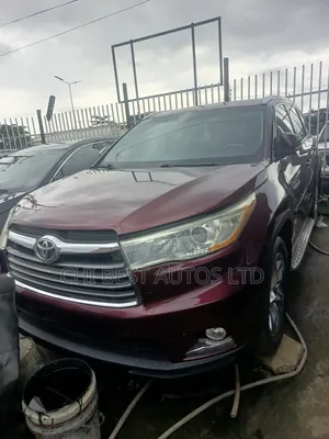 Toyota Highlander 2016 Red