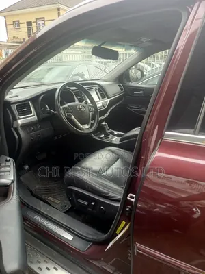 Toyota Highlander 2016 Red