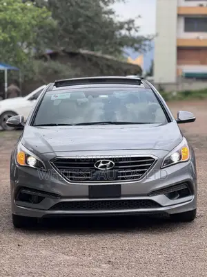 Hyundai Sonata Sport 2.0T 4dr Sedan (2.0L 4cyl Turbo 6A) 2015 Gray