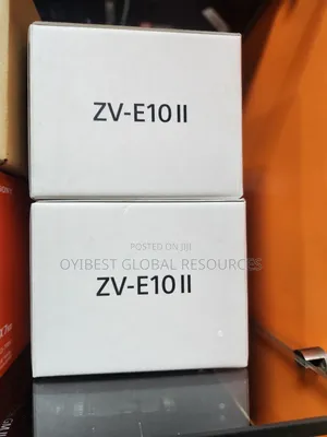 Sony Camera Zv-E10 Mark Ii + Sony Lens Fe16 -50mm Lens F 3.5 -5.6
