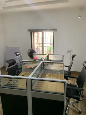 Workstation Table