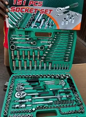 151-Piece Professional Socket Ratchet Tool Set – Brand New