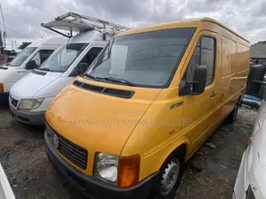 Volkswagen LT 2005 Yellow