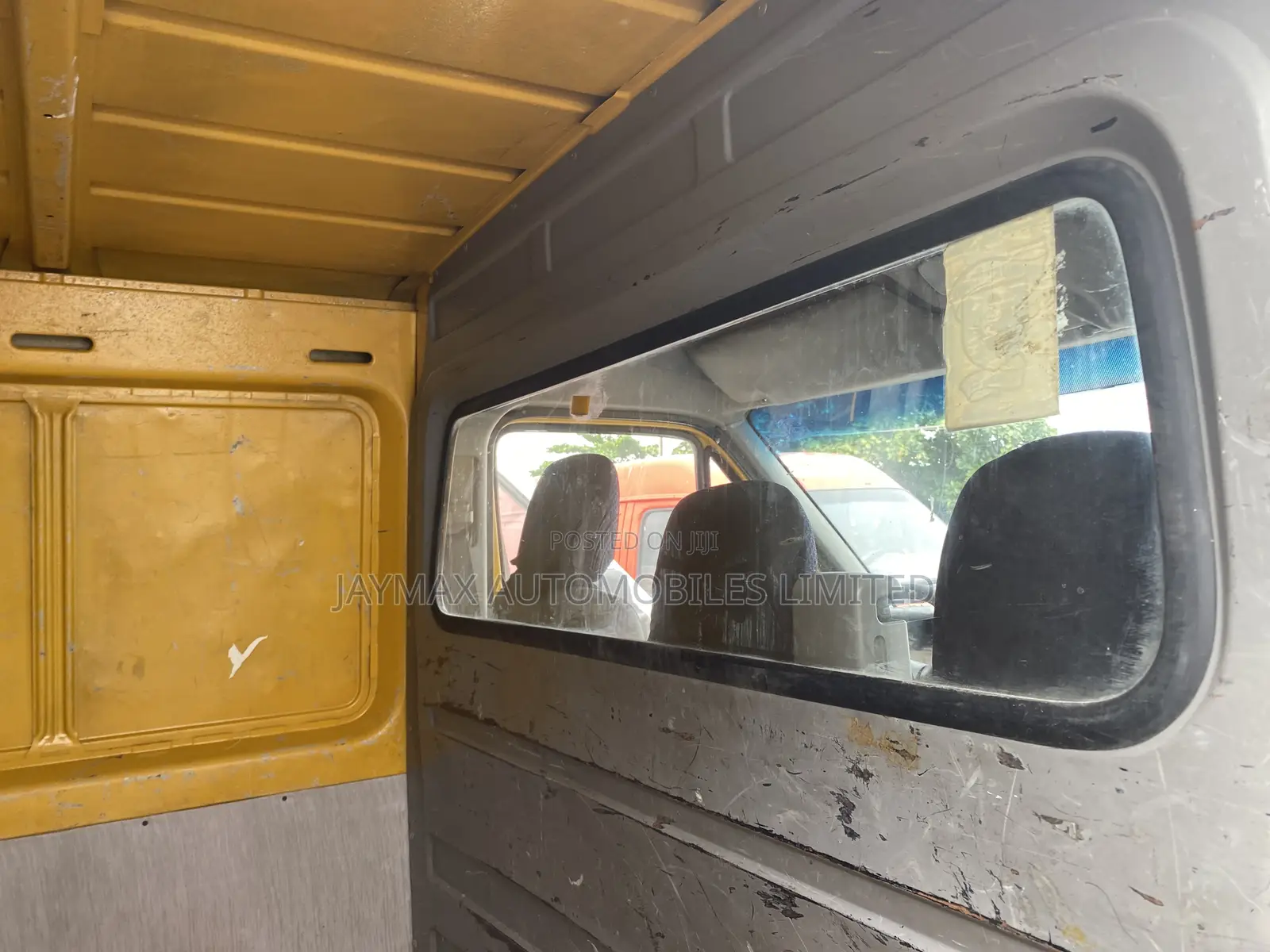 Volkswagen LT 2005 Yellow