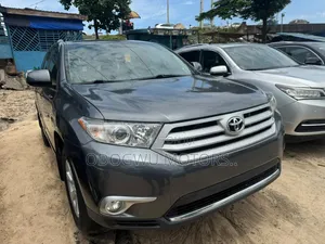 Toyota Highlander 2013 Gray
