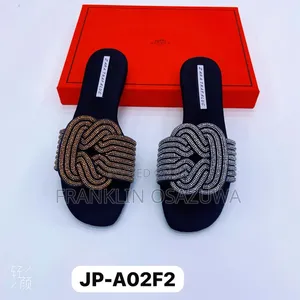 Ladies Rhinestone Flat Slide Sandals – Luxury Casual Slippers