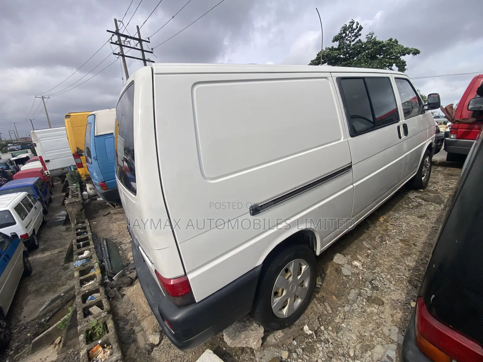 Volkswagen Transporter 2004 White