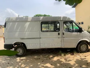 Ford Transit 1999 White