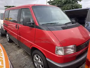 Volkswagen Transporter 2004 Red
