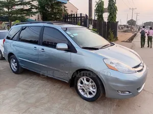 Toyota Sienna 2007
