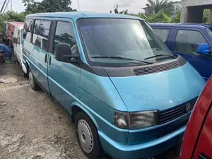 Volkswagen Transporter 2004 Blue