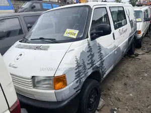 Volkswagen Transporter 2004 White