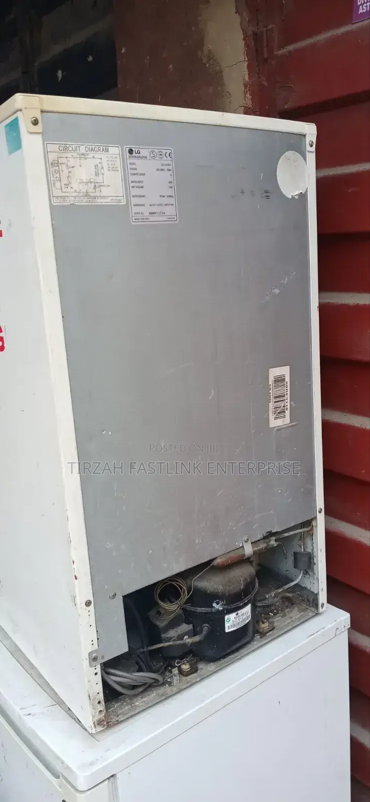 Refrigerator
