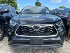 Toyota Highlander L 2022 Black