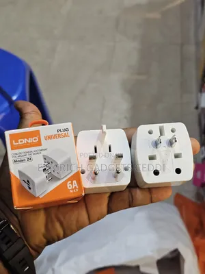 LDNIO Universal Travel Adapter UK, US, Australia and Europe