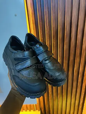 Black Khaki Shoe