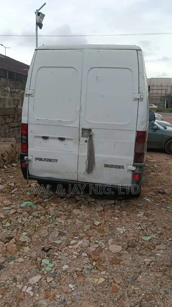Peugeot Boxer 2006 White