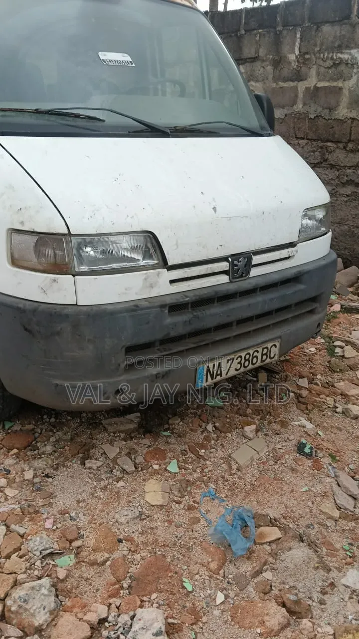 Peugeot Boxer 2006 White