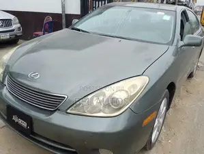 Lexus ES 2004 Green