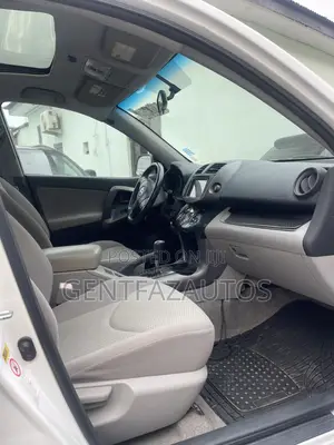 Toyota RAV4 Limited V6 2008 White